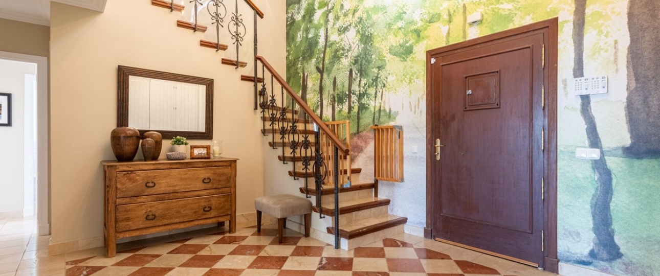 Resale - Villa - Marbella - Nueva Andalucía