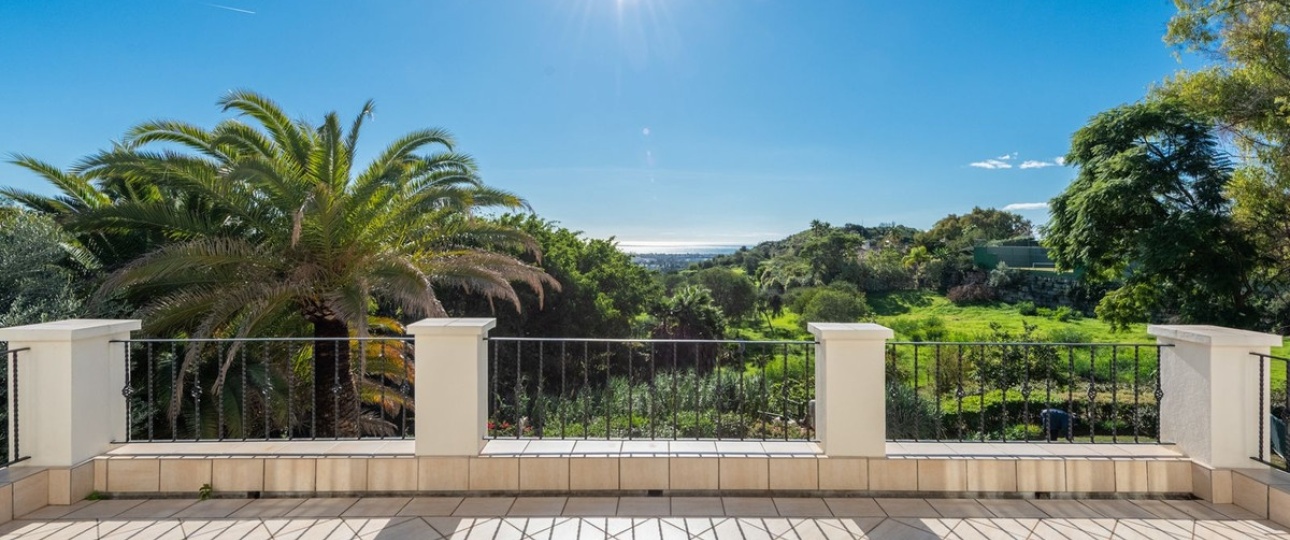 Resale - Villa - Marbella - Nueva Andalucía