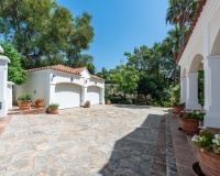 Resale - Villa - Marbella - Nueva Andalucía
