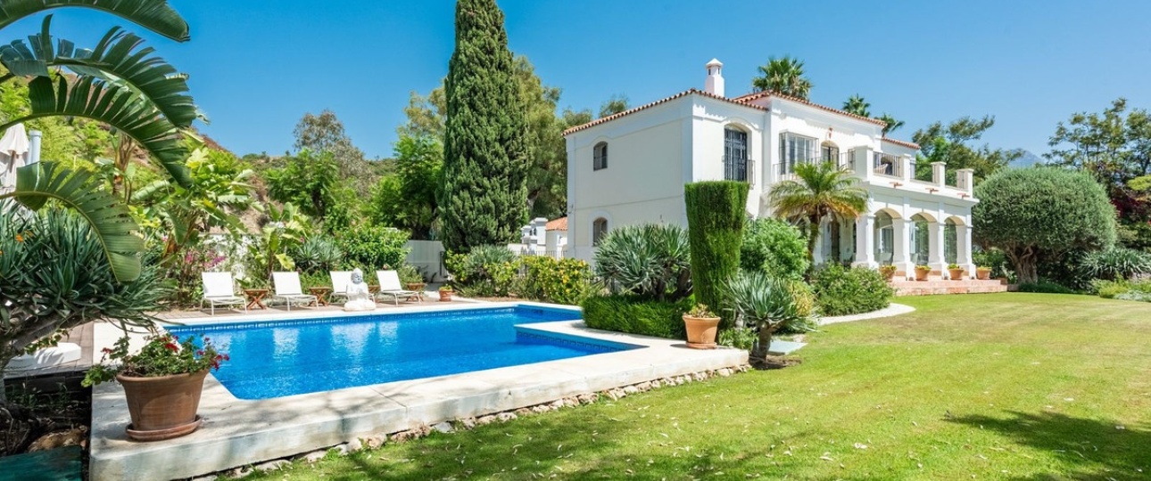 Resale - Villa - Marbella - Nueva Andalucía