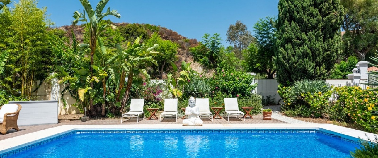 Resale - Villa - Marbella - Nueva Andalucía