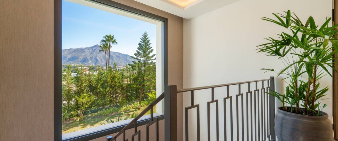 Resale - Villa - Marbella - Nueva Andalucía