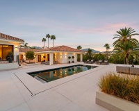 Resale - Villa - Marbella - Nueva Andalucía