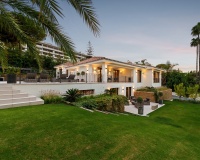 Resale - Villa - Marbella - Nueva Andalucía