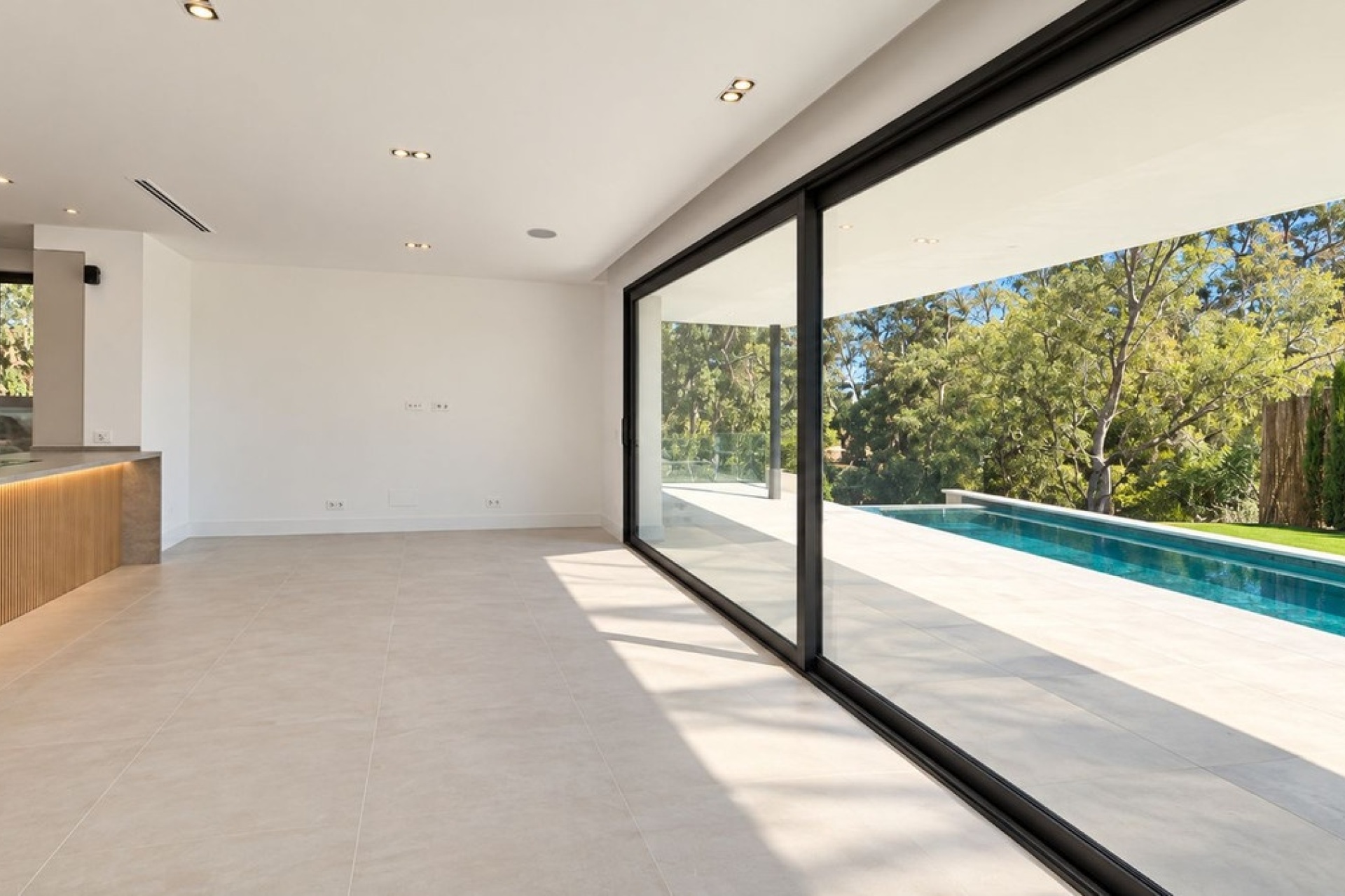 Resale - Villa - Marbella - Nueva Andalucía