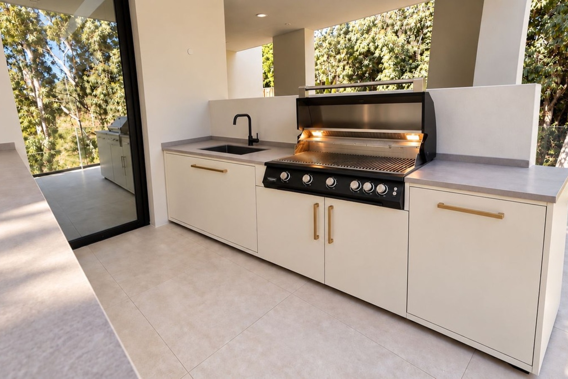 Resale - Villa - Marbella - Nueva Andalucía