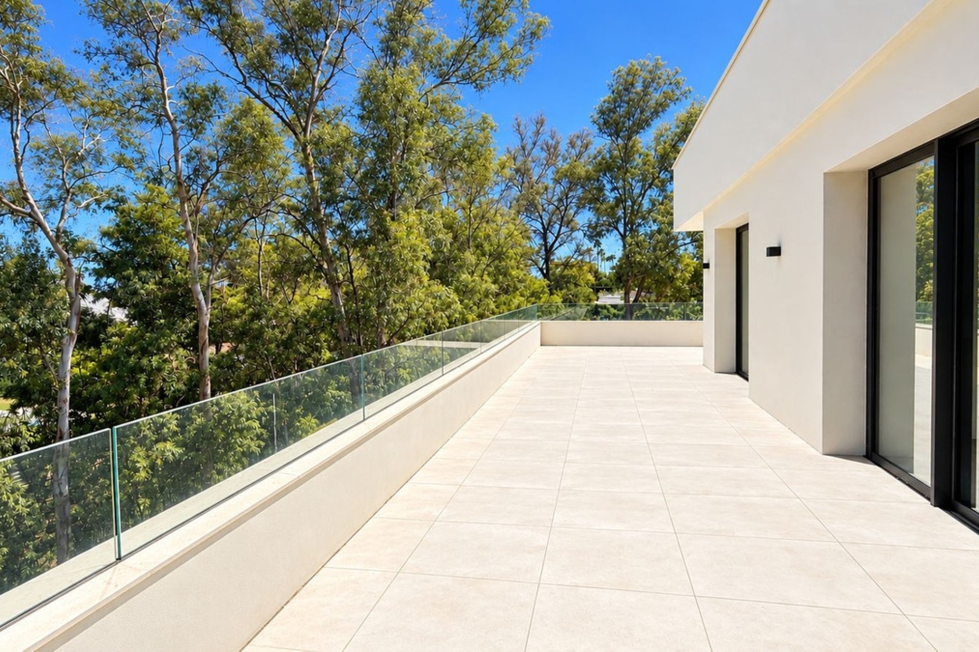 Resale - Villa - Marbella - Nueva Andalucía