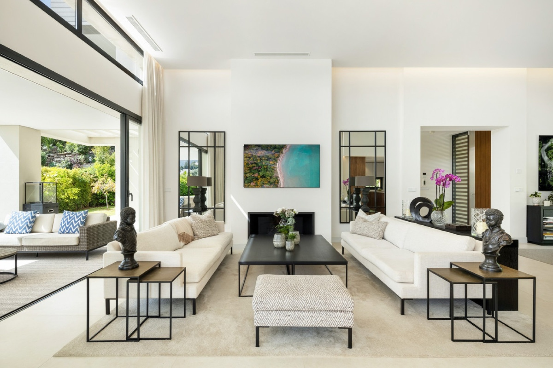 Resale - Villa - Marbella - Nueva Andalucía