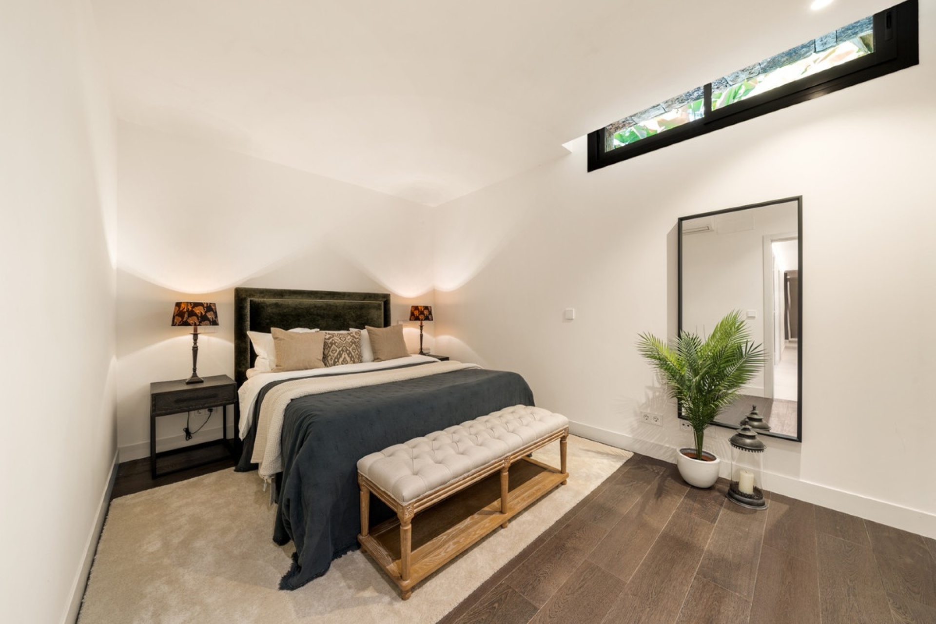 Resale - Villa - Marbella - Nueva Andalucía