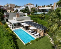 Resale - Villa - Marbella - Nueva Andalucía