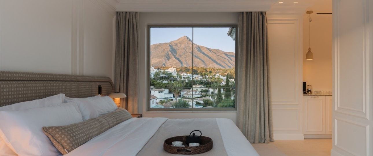 Resale - Villa - Marbella - Nueva Andalucía