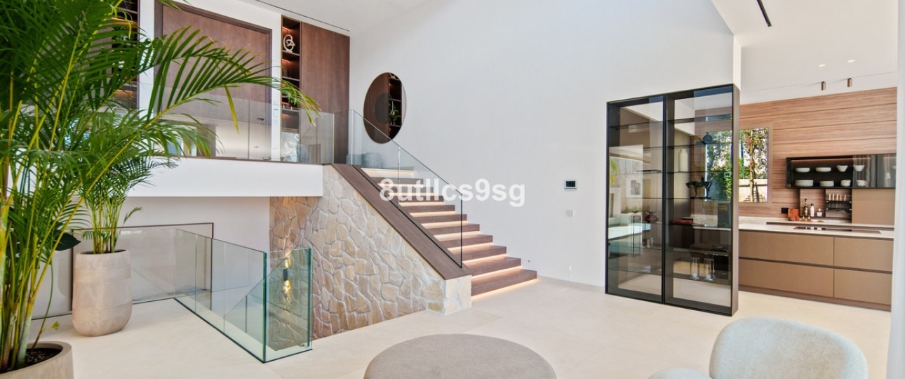 Resale - Villa - Marbella - Nueva Andalucía