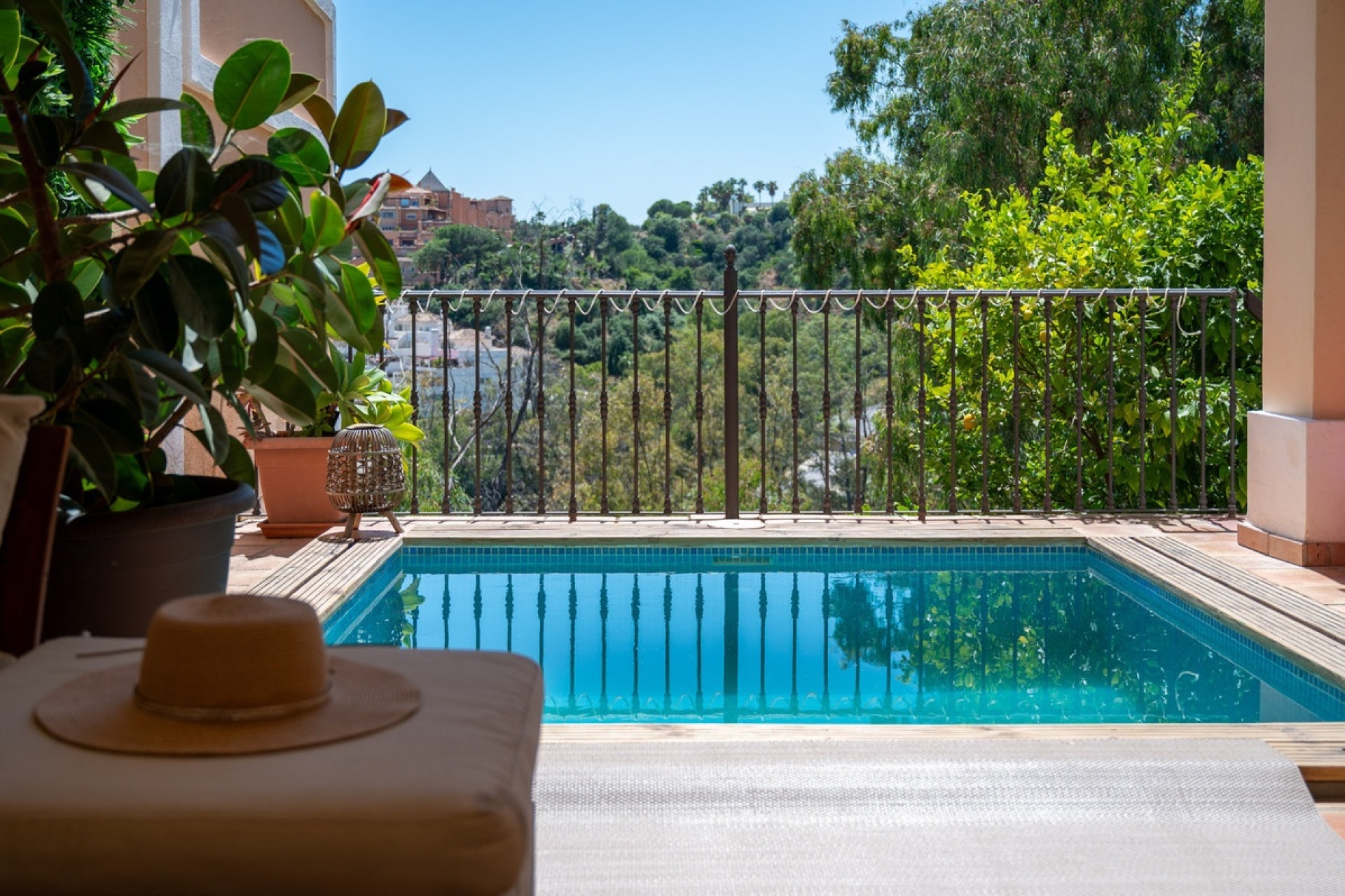 Resale - Villa - Marbella - Nueva Andalucía