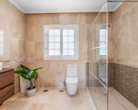 Resale - Villa - Marbella - Nueva Andalucía