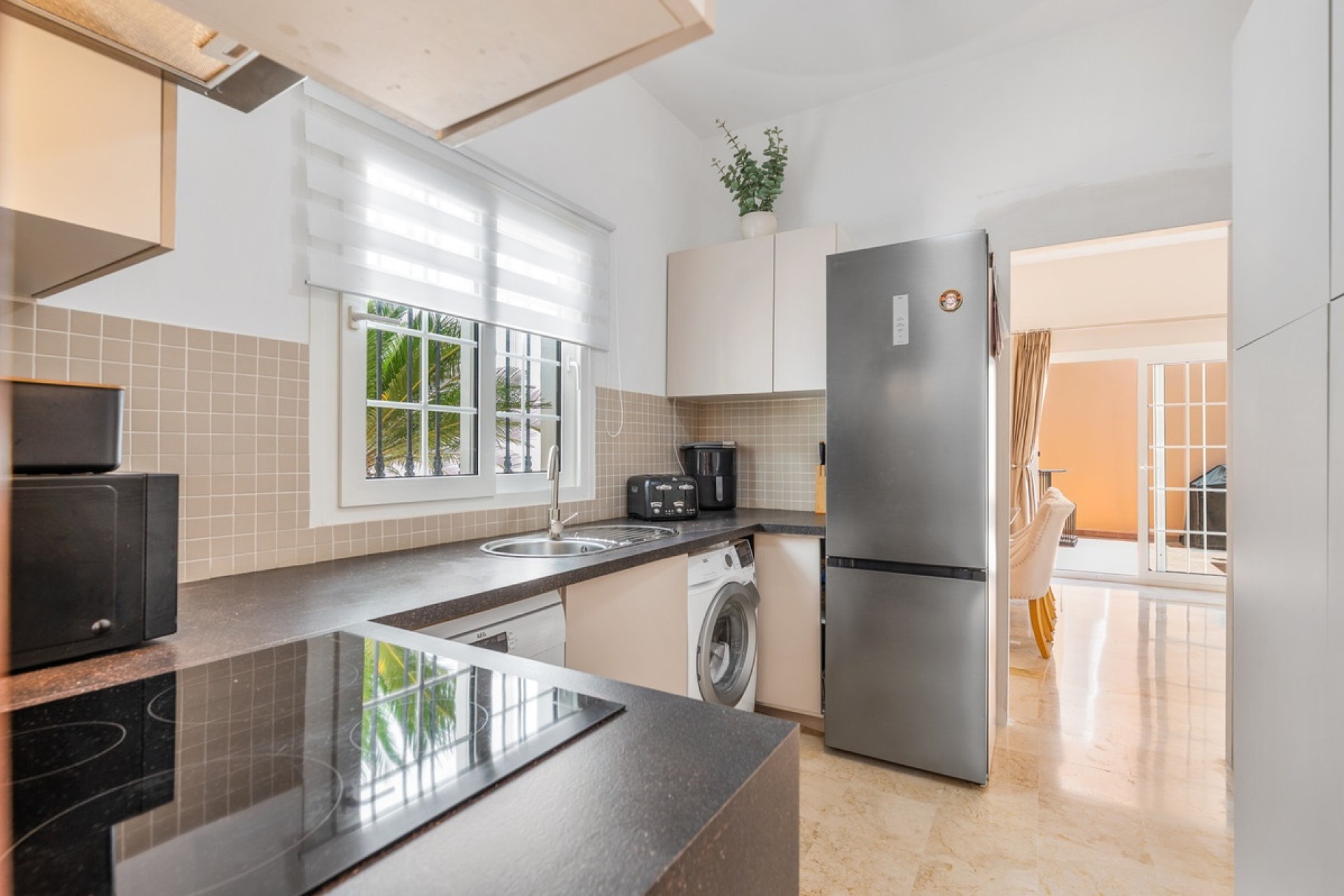 Resale - Villa - Marbella - Nueva Andalucía
