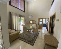 Resale - Villa - Marbella - Nueva Andalucía