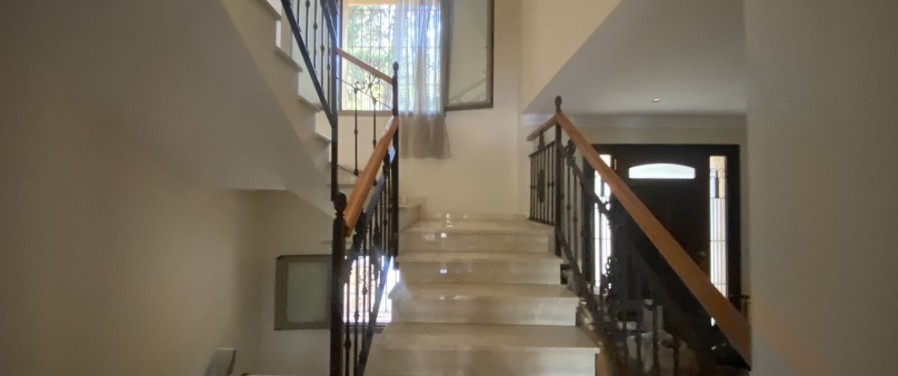 Resale - Villa - Marbella - Nueva Andalucía