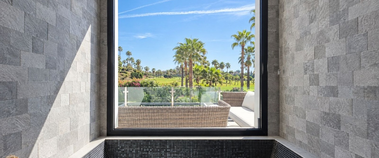 Resale - Villa - Marbella - Nueva Andalucía