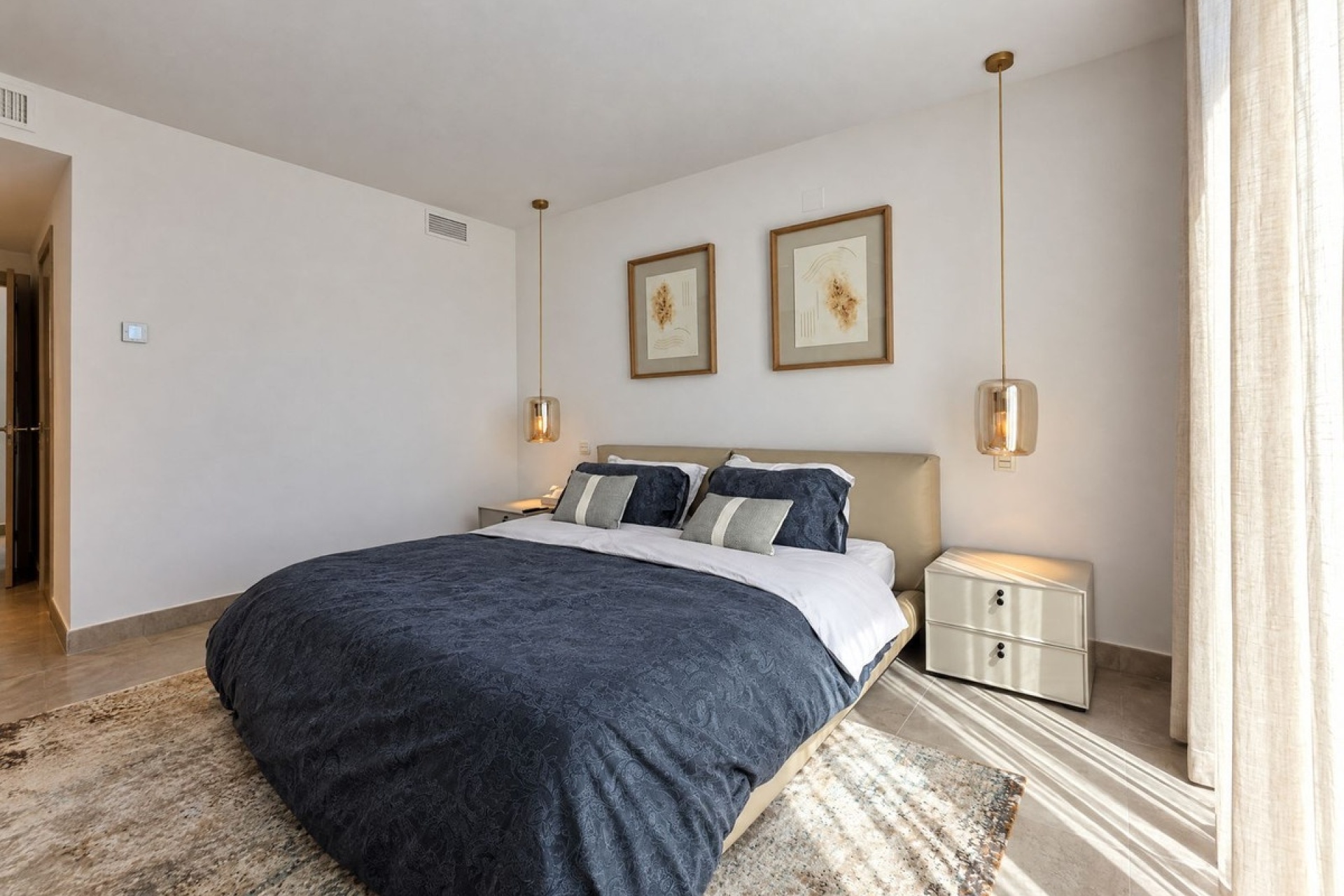 Resale - Villa - Marbella - Nueva Andalucía