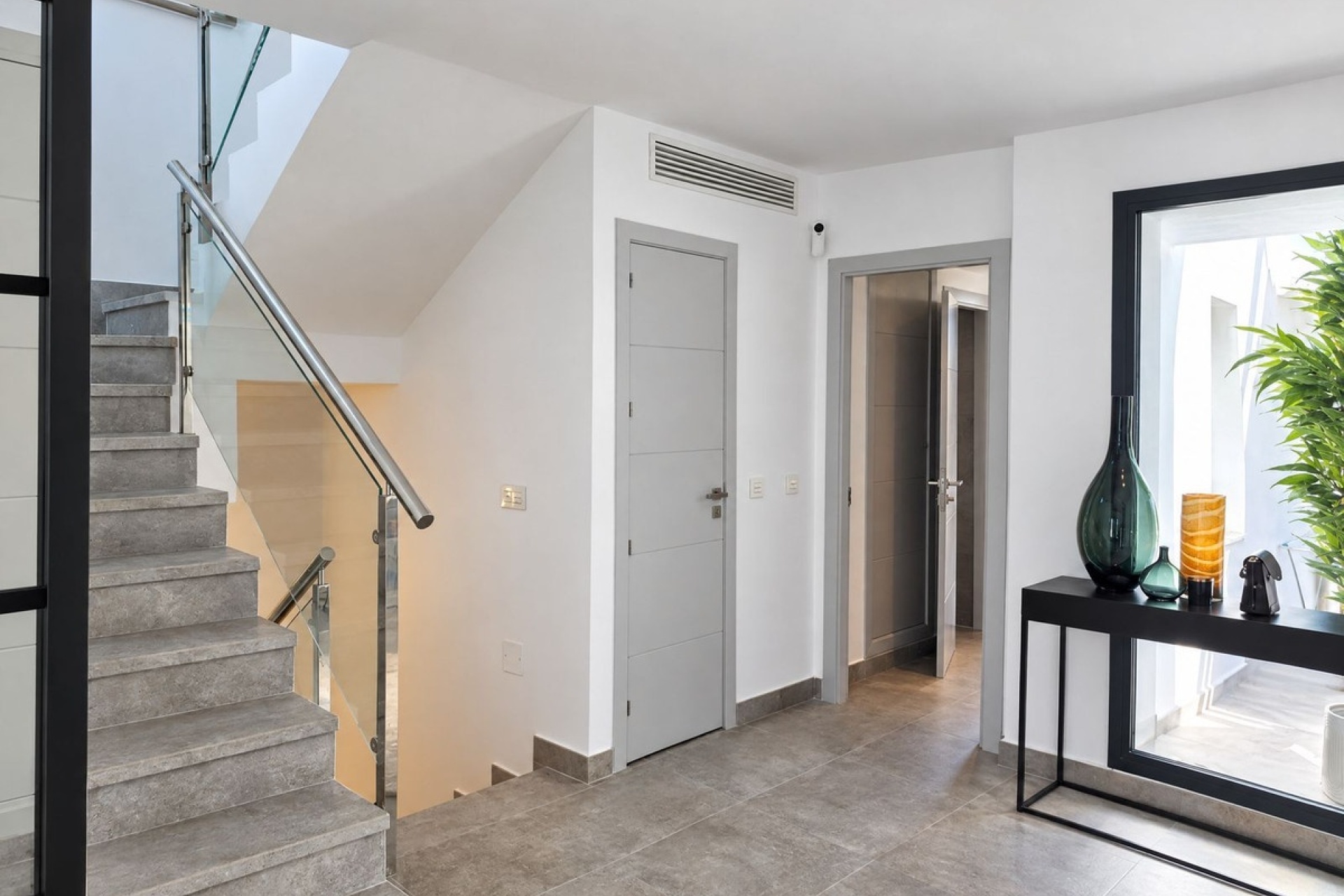 Resale - Villa - Marbella - Nueva Andalucía