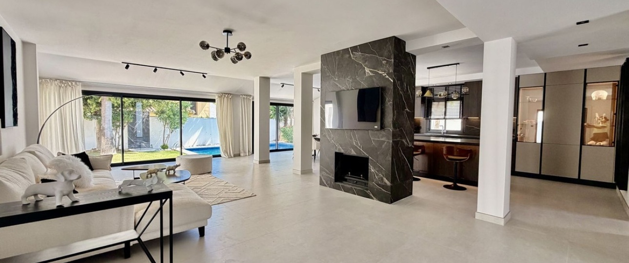 Resale - Villa - Marbella - Nueva Andalucía