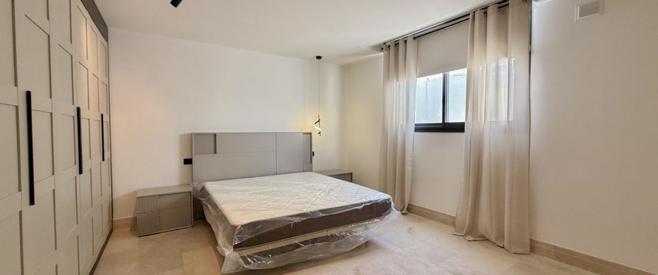 Resale - Villa - Marbella - Nueva Andalucía