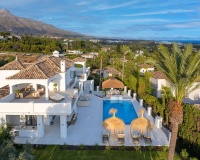 Resale - Villa - Marbella - Nueva Andalucía