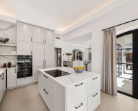 Resale - Villa - Marbella - Nueva Andalucía