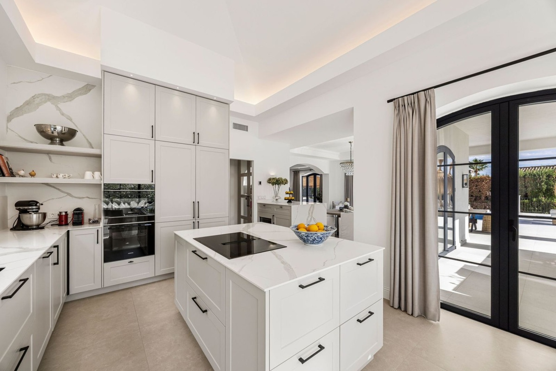 Resale - Villa - Marbella - Nueva Andalucía