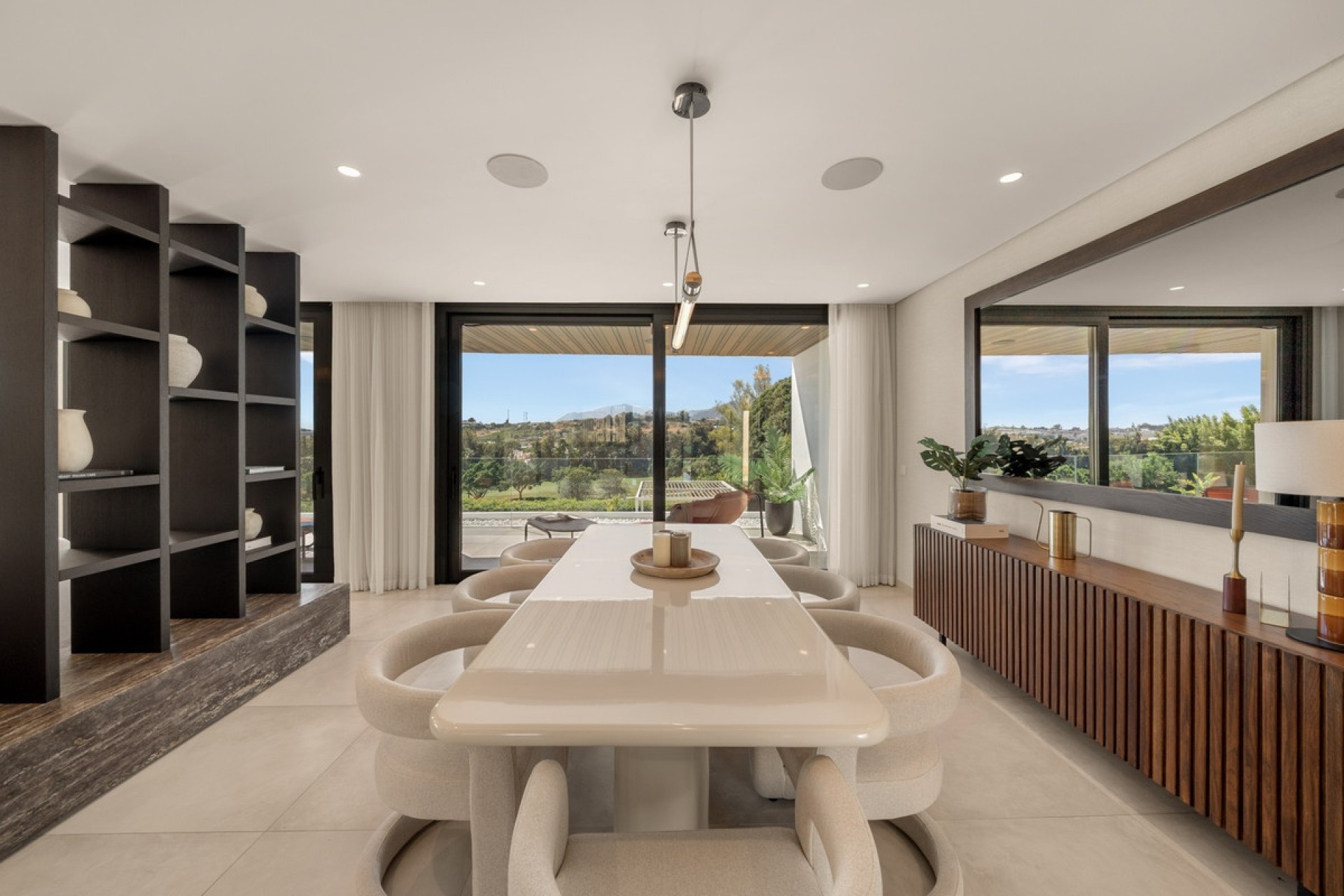 Resale - Villa - Marbella - Nueva Andalucía