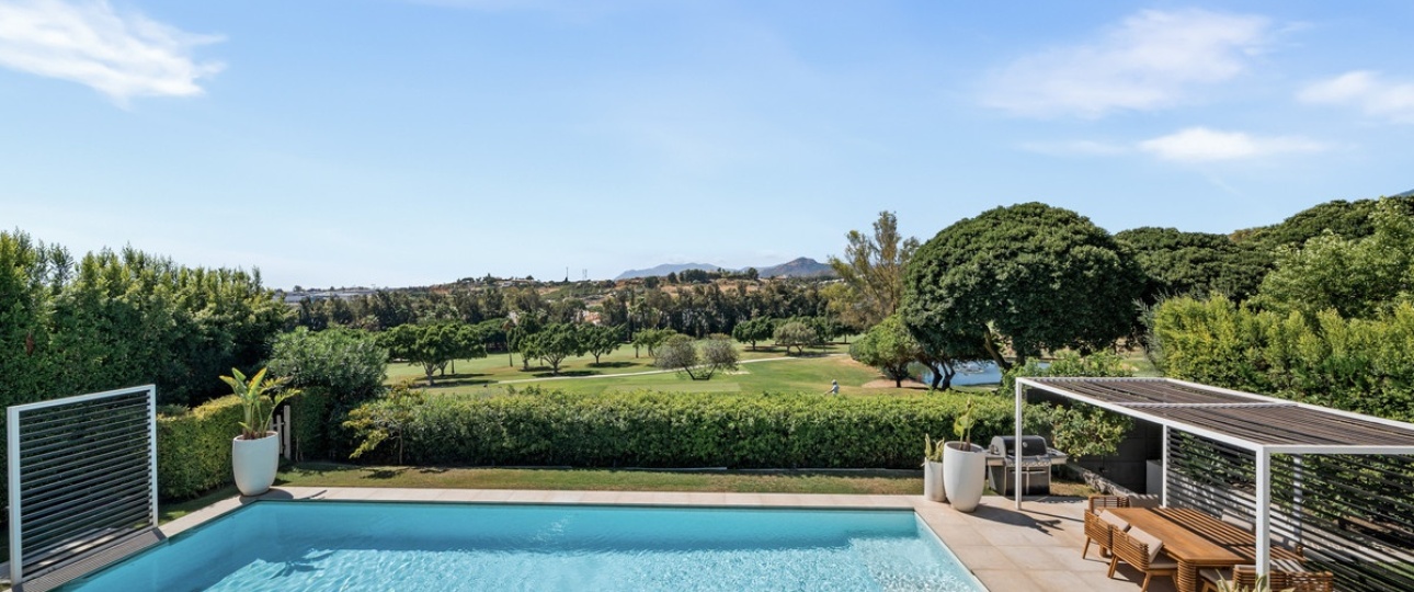 Resale - Villa - Marbella - Nueva Andalucía