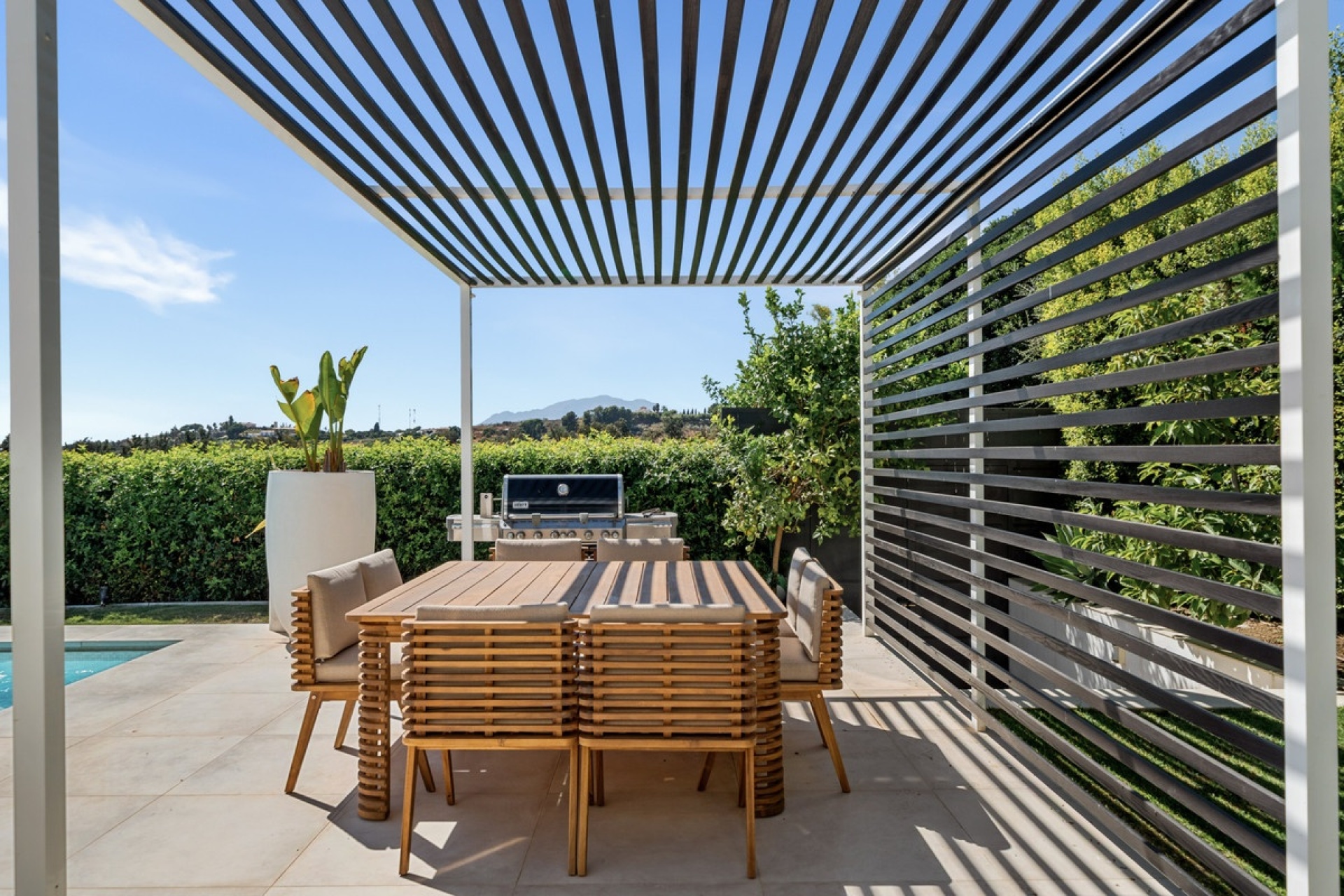 Resale - Villa - Marbella - Nueva Andalucía