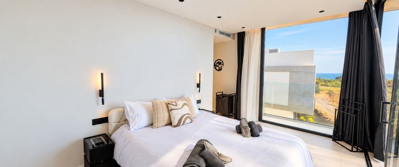 Resale - Villa - Marbella - Nueva Andalucía
