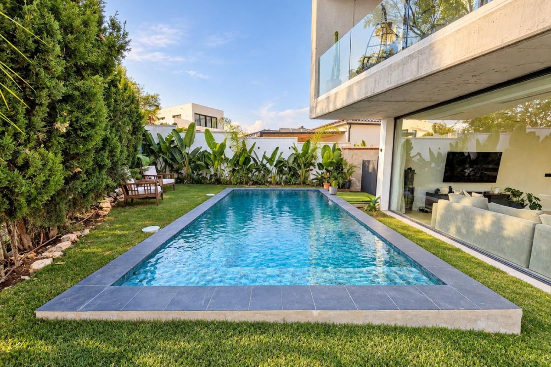Resale - Villa - Marbella - Nueva Andalucía