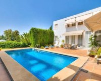 Resale - Villa - Marbella - Nueva Andalucía