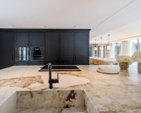 Resale - Villa - Marbella - Nueva Andalucía