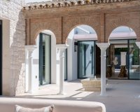 Resale - Villa - Marbella - Nueva Andalucía