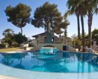 Resale - Villa - Marbella - Puerto Banús