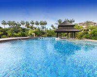 Resale - Villa - Marbella - Puerto Banús