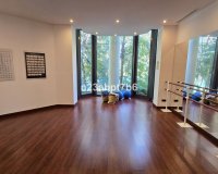 Resale - Villa - Marbella - Puerto Banús