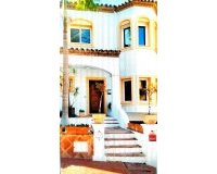 Resale - Villa - Marbella - Puerto Banús