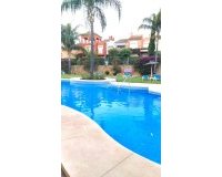 Resale - Villa - Marbella - Puerto Banús
