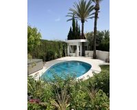 Resale - Villa - Marbella - Puerto Banús