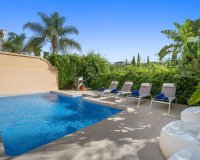 Resale - Villa - Marbella - Puerto Banús