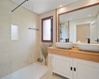 Resale - Villa - Marbella - Puerto Banús