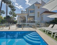 Resale - Villa - Marbella - Puerto Banús