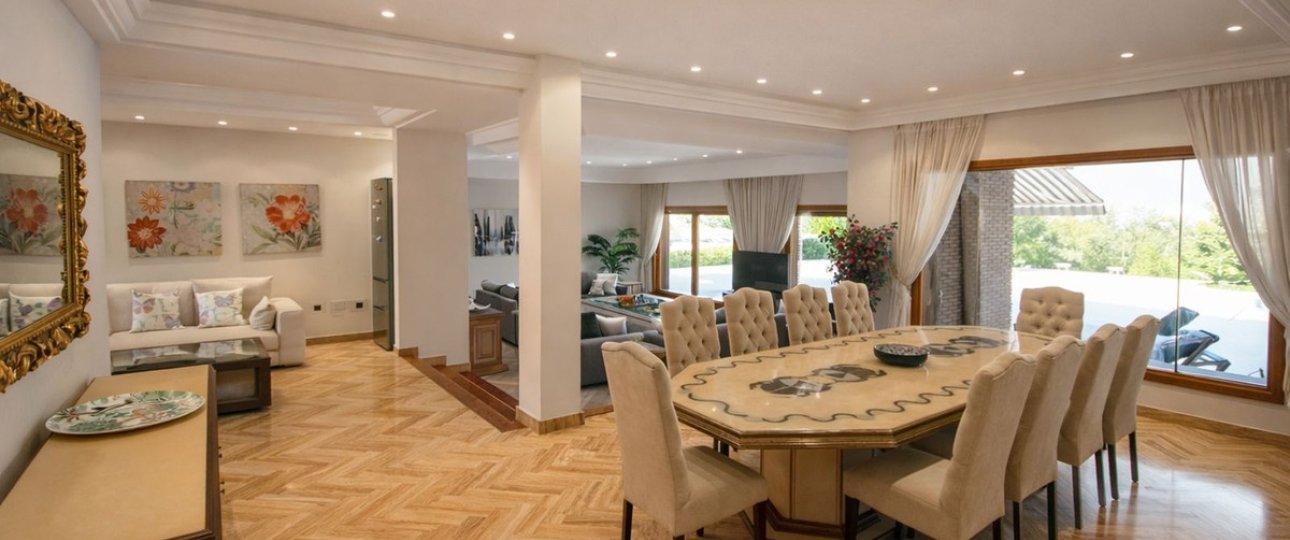 Resale - Villa - Marbella - Puerto Banús