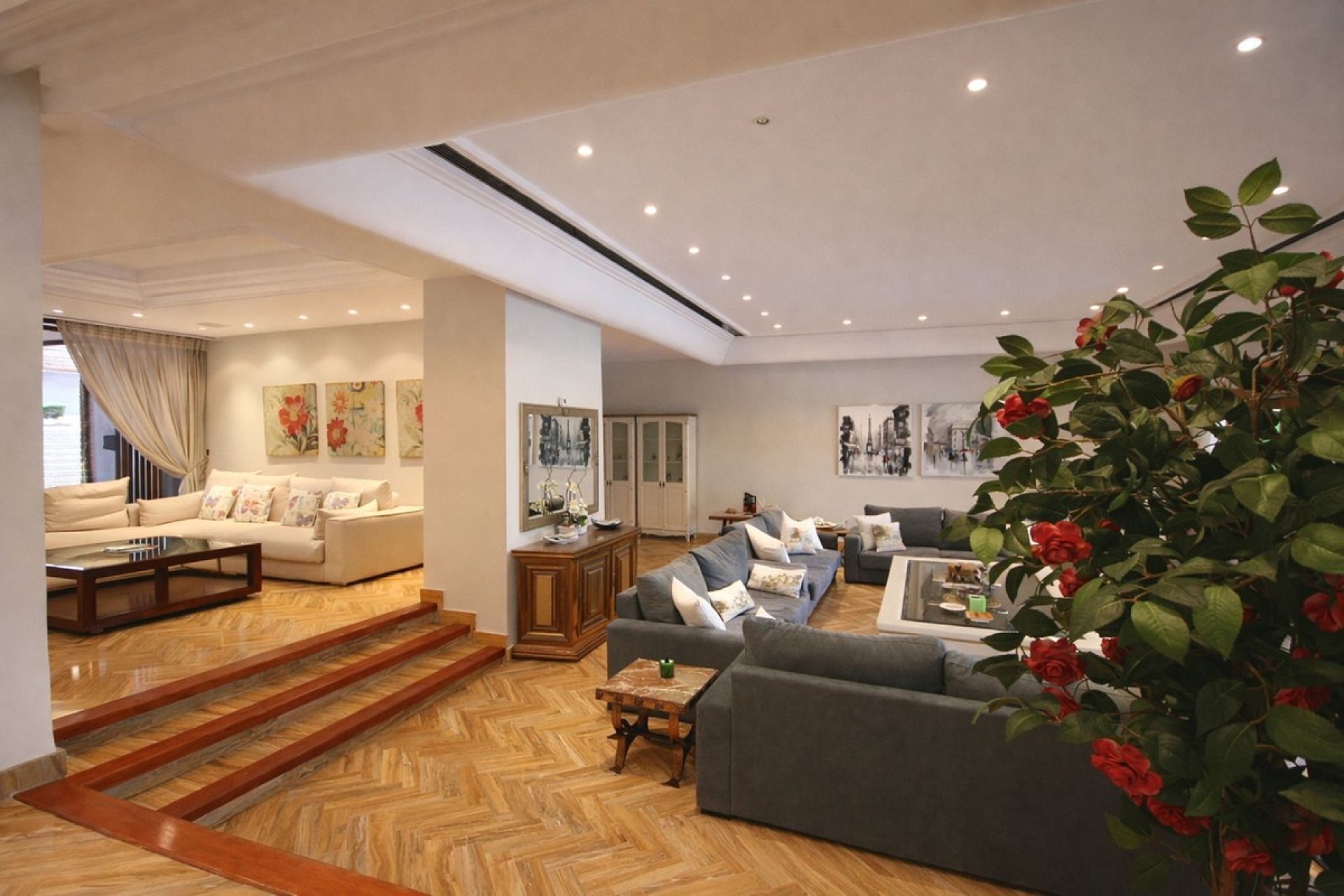 Resale - Villa - Marbella - Puerto Banús