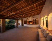 Resale - Villa - Marbella - Puerto Banús