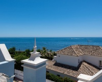 Resale - Villa - Marbella - Puerto Banús